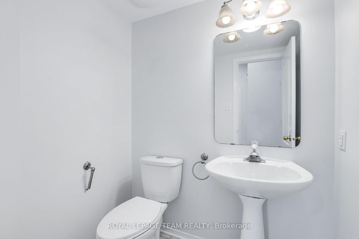 Photo 14 at 4 Windhurst Drive, Nepean (Barrhaven East), Ottawa