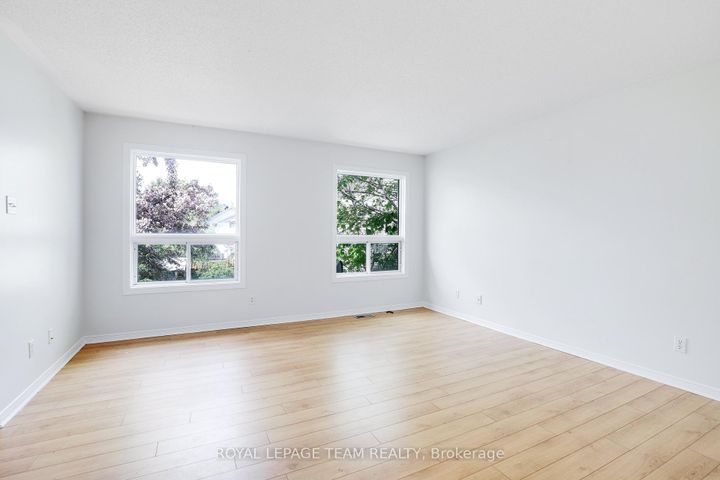 Photo 15 at 4 Windhurst Drive, Nepean (Barrhaven East), Ottawa