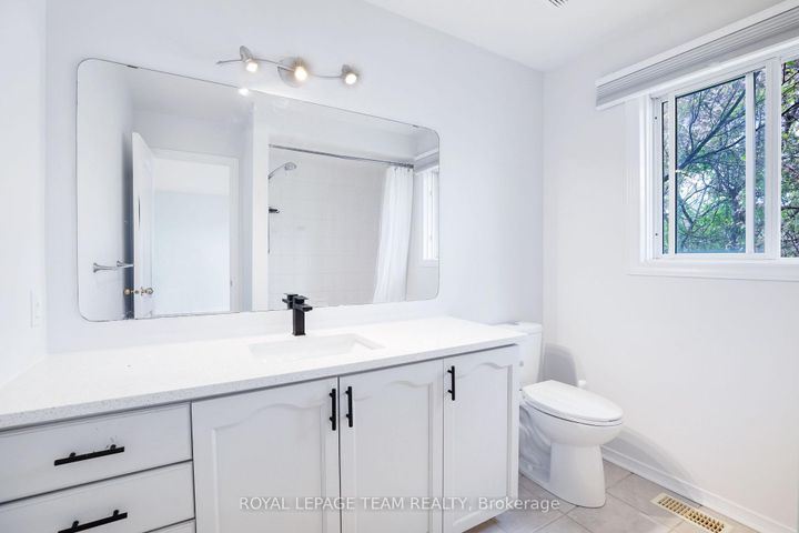 Photo 17 at 4 Windhurst Drive, Nepean (Barrhaven East), Ottawa