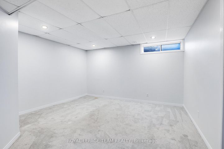 Photo 23 at 4 Windhurst Drive, Nepean (Barrhaven East), Ottawa