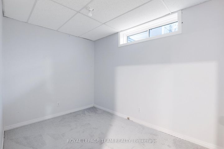 Photo 24 at 4 Windhurst Drive, Nepean (Barrhaven East), Ottawa