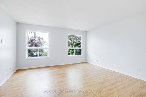 Photo 15 at 4 Windhurst Drive, Nepean (Barrhaven East), Ottawa