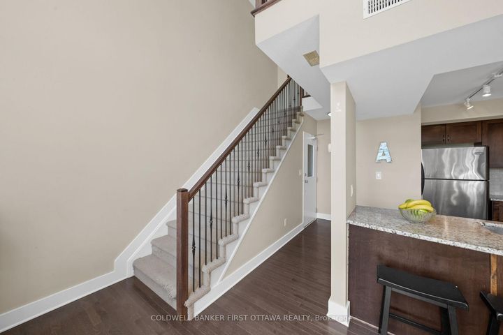 Photo 16 at 75C COLONNADE Road, Nepean (Merivale Industrial Park/Citiplace), Ottawa
