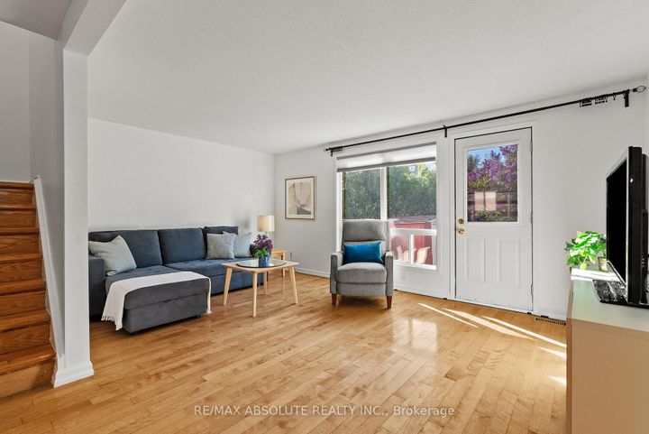 Photo 6 at #D - 413 Woodfield Drive, Nepean (Tanglewood), Ottawa