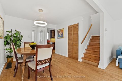 Photo 4 at #D - 413 Woodfield Drive, Nepean (Tanglewood), Ottawa
