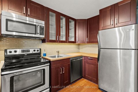 Photo 12 at #D - 413 Woodfield Drive, Nepean (Tanglewood), Ottawa