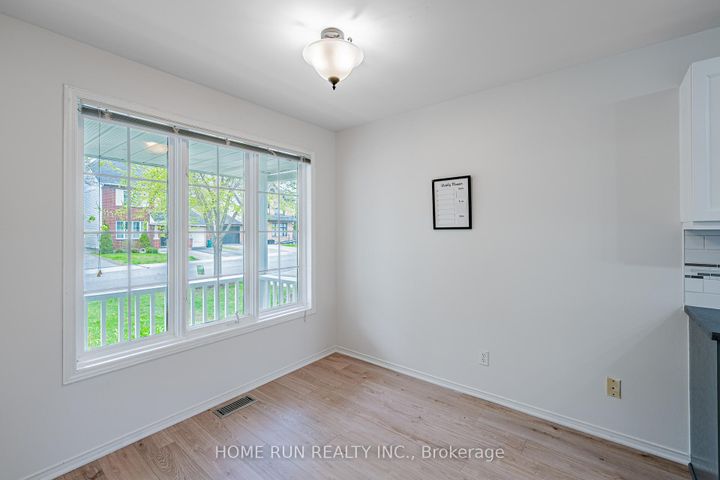 Photo 4 at 182 Windhurst Drive, Nepean (Barrhaven East), Ottawa