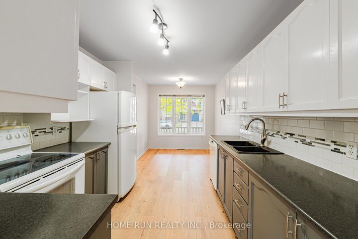 Photo 7 at 182 Windhurst Drive, Nepean (Barrhaven East), Ottawa