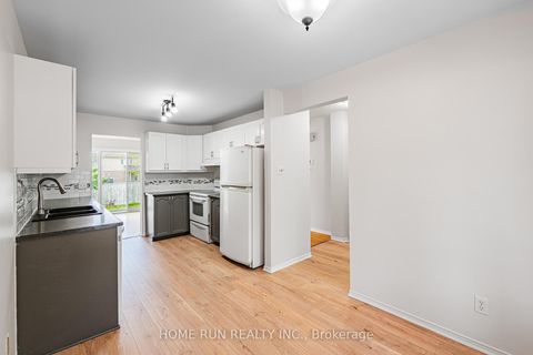 Photo 6 at 182 Windhurst Drive, Nepean (Barrhaven East), Ottawa