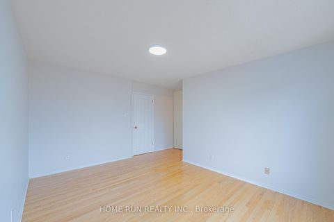 Photo 18 at 182 Windhurst Drive, Nepean (Barrhaven East), Ottawa