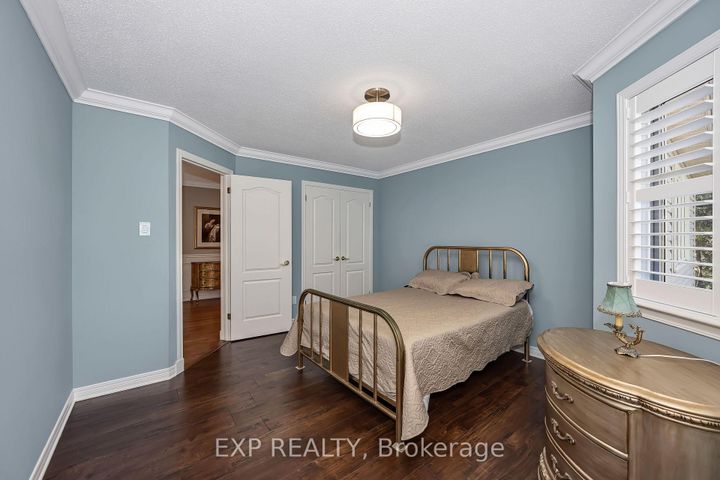 Photo 11 at 28 Sachs Forest Place, Nepean (Barrhaven East), Ottawa