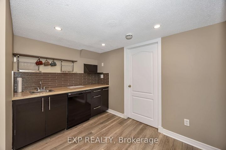 Photo 24 at 28 Sachs Forest Place, Nepean (Barrhaven East), Ottawa