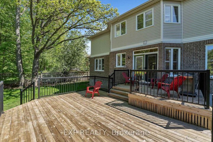 Photo 32 at 28 Sachs Forest Place, Nepean (Barrhaven East), Ottawa