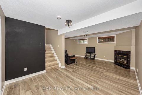 Photo 20 at 28 Sachs Forest Place, Nepean (Barrhaven East), Ottawa