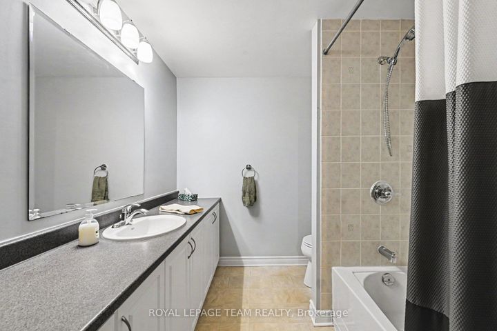 Photo 15 at 1 - 304 Paseo Private, Nepean (Centrepointe), Ottawa