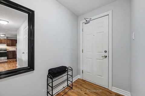 Photo 2 at 1 - 304 Paseo Private, Nepean (Centrepointe), Ottawa