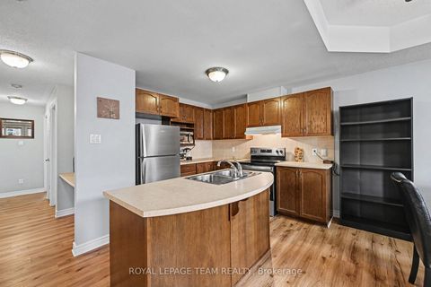 Photo 6 at 1 - 304 Paseo Private, Nepean (Centrepointe), Ottawa