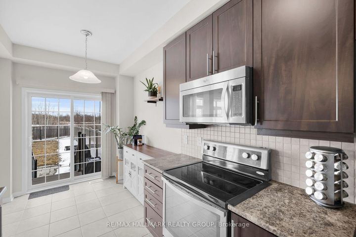 Photo 14 at 132 LARAMIE Crescent, Nepean (Stonebridge), Ottawa