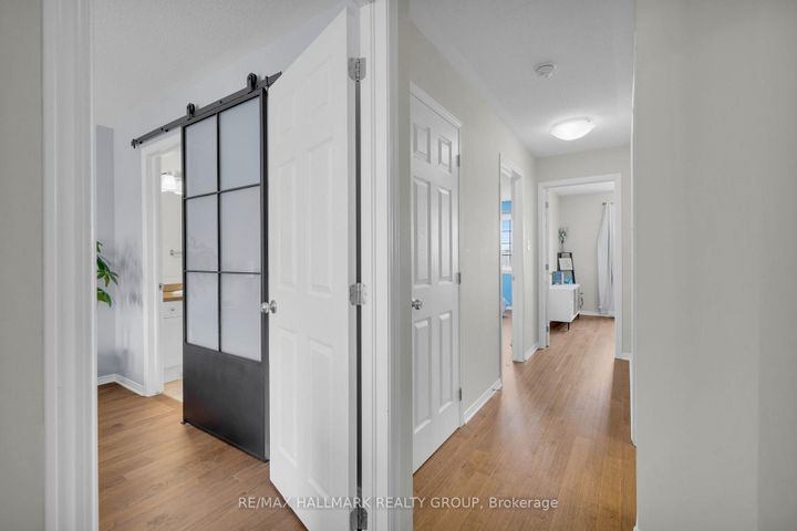 Photo 20 at 132 LARAMIE Crescent, Nepean (Stonebridge), Ottawa