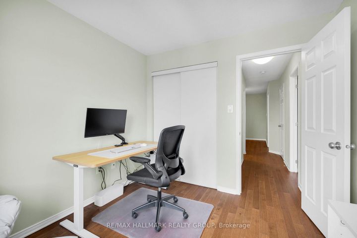 Photo 28 at 132 LARAMIE Crescent, Nepean (Stonebridge), Ottawa