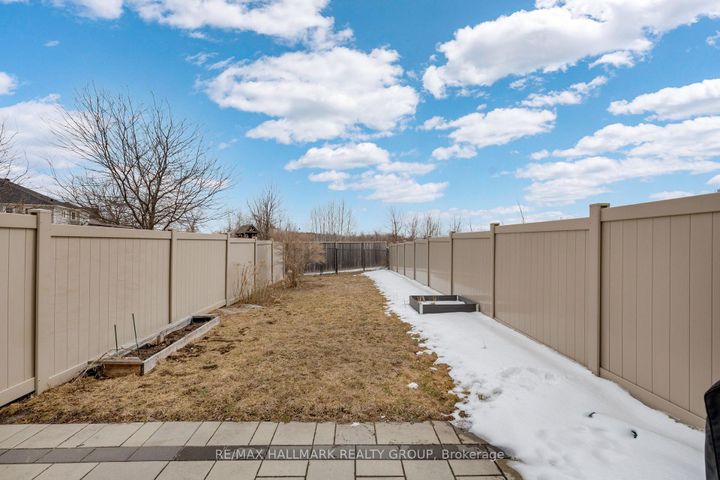 Photo 37 at 132 LARAMIE Crescent, Nepean (Stonebridge), Ottawa