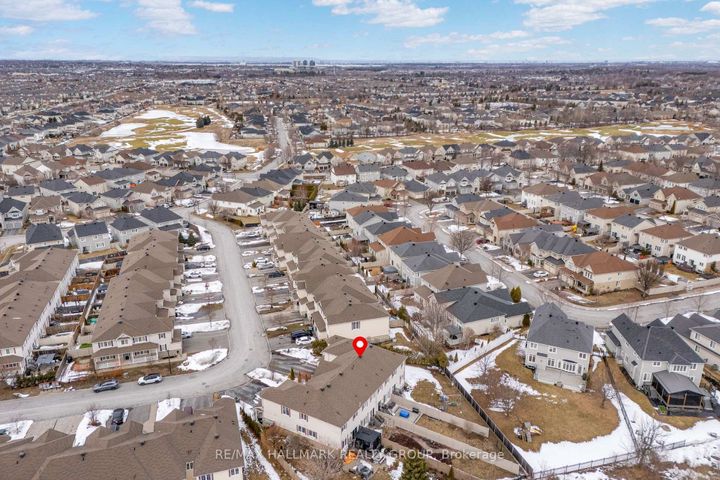 Photo 39 at 132 LARAMIE Crescent, Nepean (Stonebridge), Ottawa