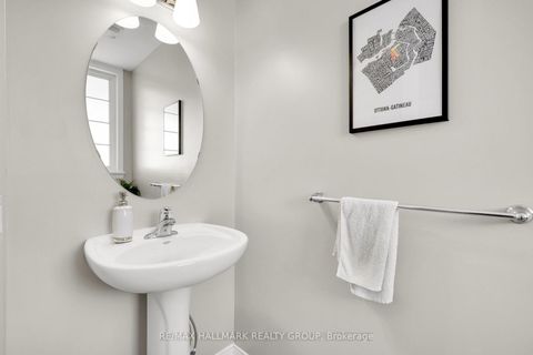 Photo 19 at 132 LARAMIE Crescent, Nepean (Stonebridge), Ottawa