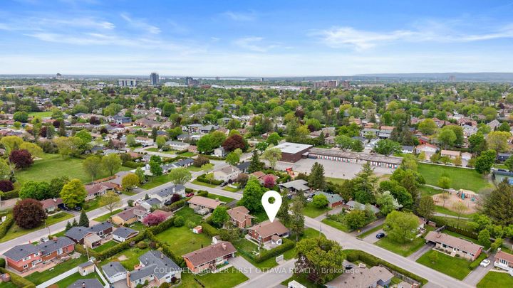 Photo 38 at 26 Spring Garden Avenue, Nepean (Meadowlands/Crestview), Ottawa