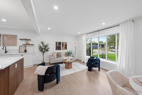 Photo 11 at 26 Spring Garden Avenue, Nepean (Meadowlands/Crestview), Ottawa