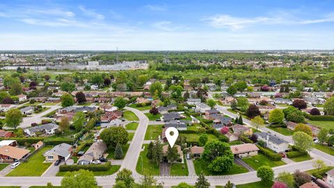 Photo 40 at 26 Spring Garden Avenue, Nepean (Meadowlands/Crestview), Ottawa