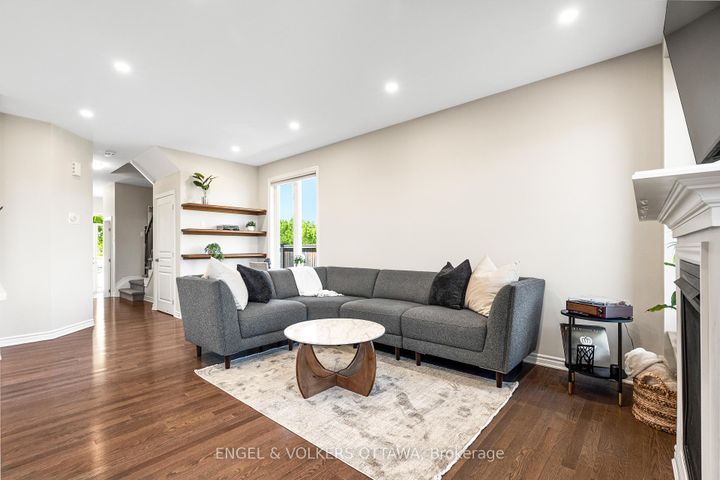 Photo 12 at 579 VIA MATTINO Way, Nepean (Longfields), Ottawa