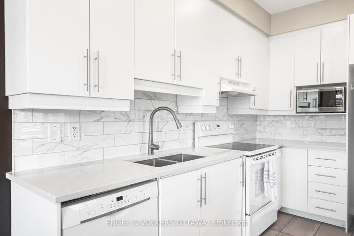 Photo 20 at 579 VIA MATTINO Way, Nepean (Longfields), Ottawa