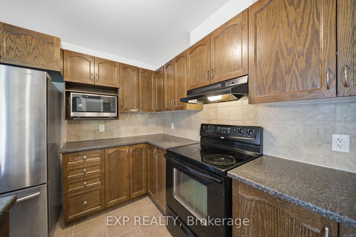 Photo 7 at 8 - 369 Paseo Private, Nepean (Centrepointe), Ottawa