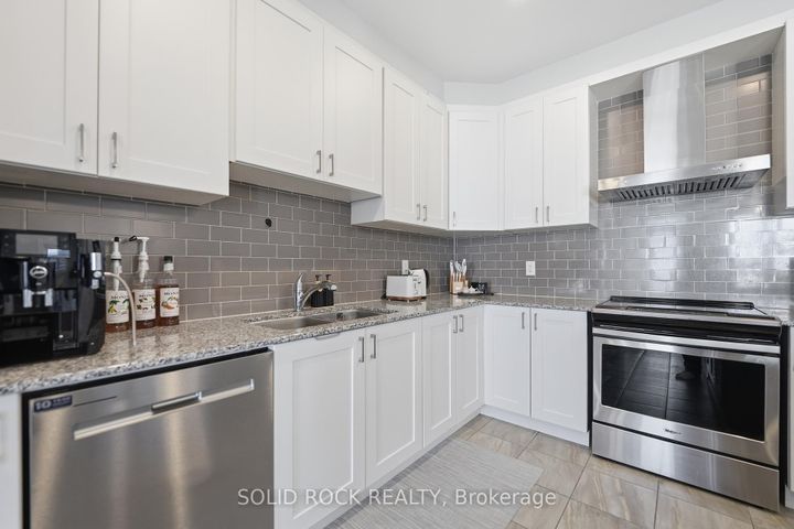 Photo 15 at 317 Proxima Terrace, Nepean (Half Moon Bay), Ottawa