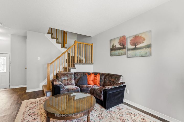 Photo 5 at 290 Stoneway Drive, Nepean (Barrhaven East), Ottawa