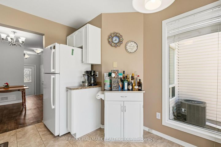 Photo 13 at 290 Stoneway Drive, Nepean (Barrhaven East), Ottawa