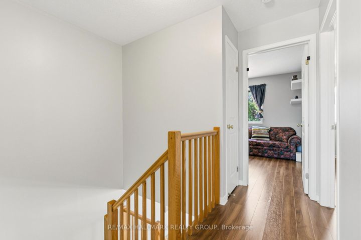 Photo 15 at 290 Stoneway Drive, Nepean (Barrhaven East), Ottawa
