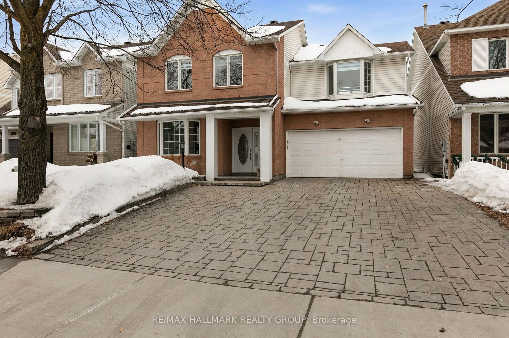 340 Stoneway Drive, Nepean (Barrhaven East), Ottawa 