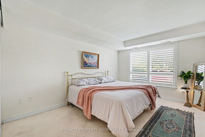Photo 4 at 106 - 14 Norice Street, Nepean (Meadowlands/Crestview), Ottawa