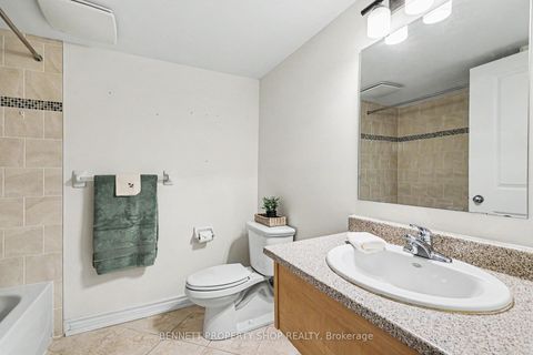 Photo 7 at 106 - 14 Norice Street, Nepean (Meadowlands/Crestview), Ottawa