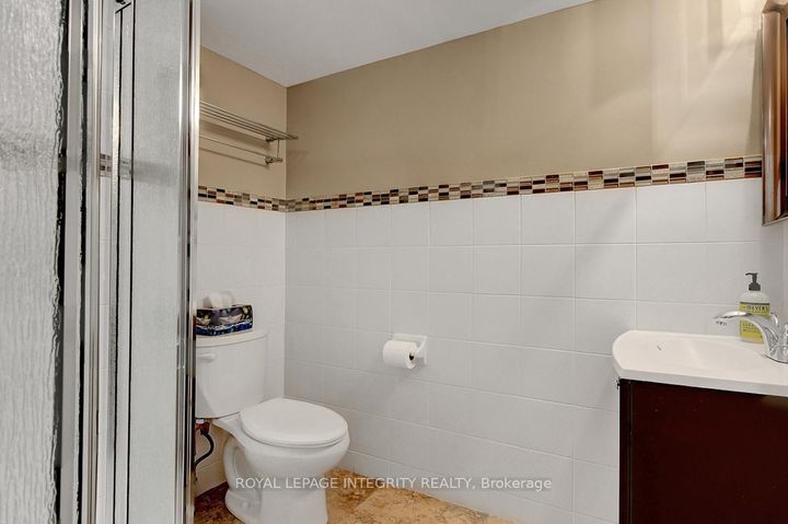 Photo 40 at 27 Birchview Road, Nepean (Meadowlands/St. Claire Gardens), Ottawa