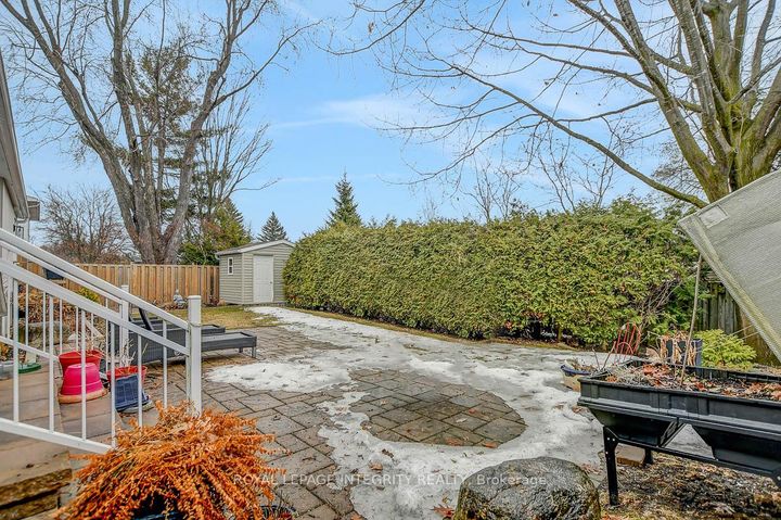 Photo 42 at 27 Birchview Road, Nepean (Meadowlands/St. Claire Gardens), Ottawa