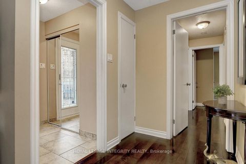 Photo 1 at 27 Birchview Road, Nepean (Meadowlands/St. Claire Gardens), Ottawa