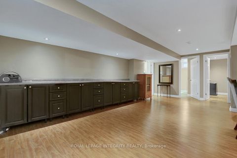 Photo 29 at 27 Birchview Road, Nepean (Meadowlands/St. Claire Gardens), Ottawa