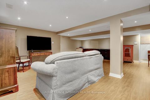 Photo 36 at 27 Birchview Road, Nepean (Meadowlands/St. Claire Gardens), Ottawa