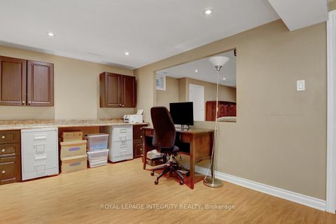 Photo 38 at 27 Birchview Road, Nepean (Meadowlands/St. Claire Gardens), Ottawa