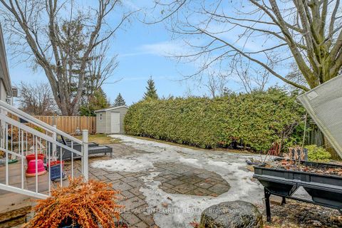 Photo 42 at 27 Birchview Road, Nepean (Meadowlands/St. Claire Gardens), Ottawa