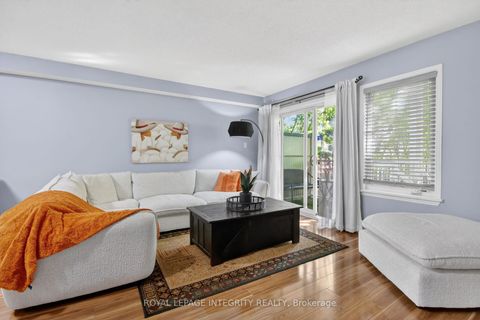 Photo 4 at 2 - 267 Keltie Private W, Nepean (Longfields), Ottawa