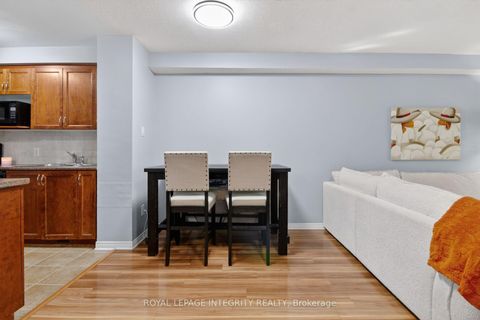 Photo 11 at 2 - 267 Keltie Private W, Nepean (Longfields), Ottawa
