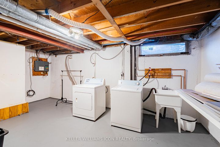 Photo 22 at 968 Meadowlands Drive, Nepean (Carleton Heights), Ottawa